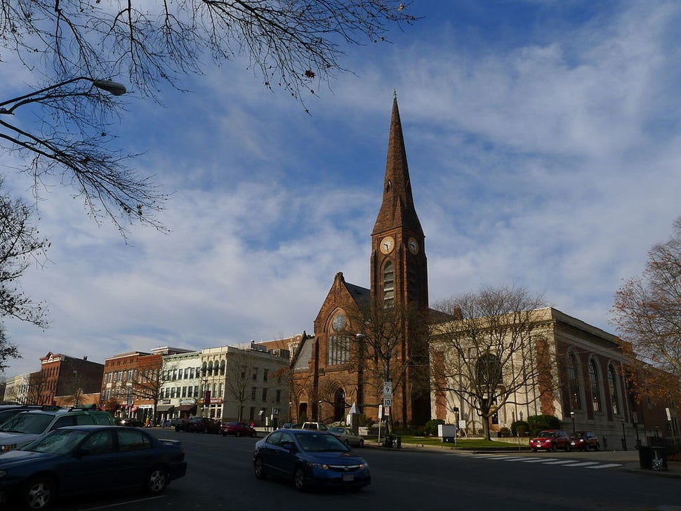 A sunny day on Main Street in downtown Northampton.