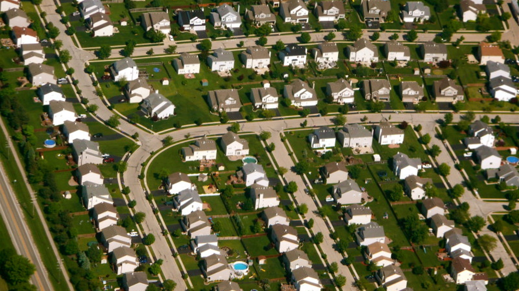 Moving to the Suburbs? 5 Ways to Survive Urban Sprawl HuffPost