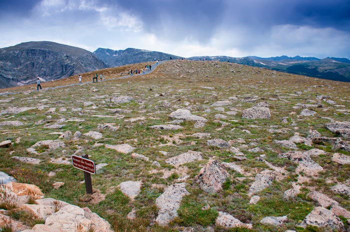 <p><a href="http://nationalparksimages.org/romo/" target="_blank" role="link" rel="nofollow" class=" js-entry-link cet-external-link" data-vars-item-name="Rocky Mountains National Park" data-vars-item-type="text" data-vars-unit-name="58f9185ae4b0f02c3870e815" data-vars-unit-type="buzz_body" data-vars-target-content-id="http://nationalparksimages.org/romo/" data-vars-target-content-type="url" data-vars-type="web_external_link" data-vars-subunit-name="article_body" data-vars-subunit-type="component" data-vars-position-in-subunit="4">Rocky Mountains National Park</a>, Colorado (4,517,585 visitors)</p>