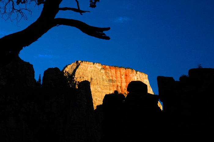 <p><a href="http://nationalparksimages.org/zion/" target="_blank" role="link" rel="nofollow" class=" js-entry-link cet-external-link" data-vars-item-name="Zion National Park" data-vars-item-type="text" data-vars-unit-name="58f9185ae4b0f02c3870e815" data-vars-unit-type="buzz_body" data-vars-target-content-id="http://nationalparksimages.org/zion/" data-vars-target-content-type="url" data-vars-type="web_external_link" data-vars-subunit-name="article_body" data-vars-subunit-type="component" data-vars-position-in-subunit="5">Zion National Park</a>, Utah (4,295,127 visitors)</p>