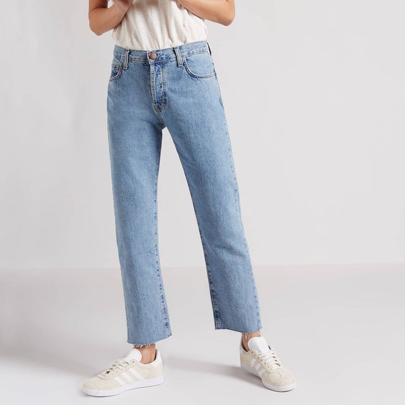 <a rel="nofollow" href="http://rstyle.me/n/cma8tcjduw" target="_blank">Current/Elliott The Original Straight Leg Jean, $