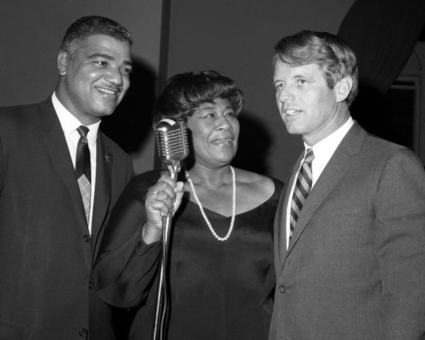 21 Dazzling Photos Of Jazz Legend Ella Fitzgerald Over The Years | HuffPost