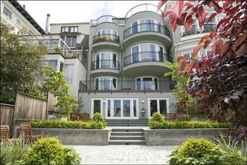 <p>Ron Zeff’s San Francisco mansion</p>