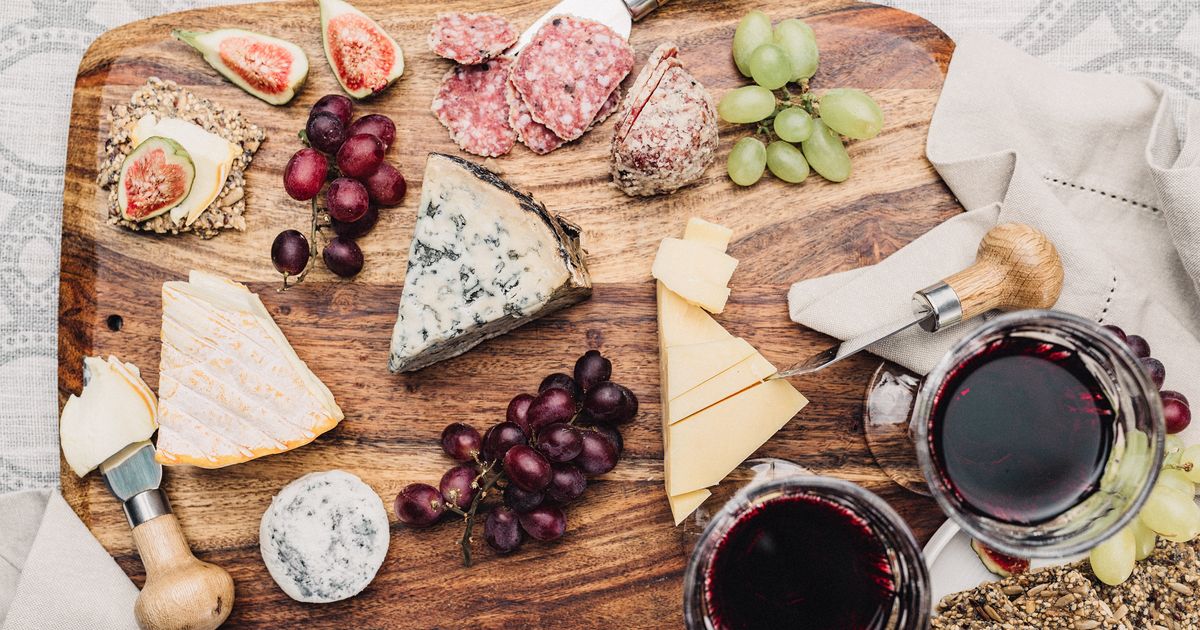 8 Perfectly Valid Reasons To Eat More Cheese This Christmas | HuffPost ...