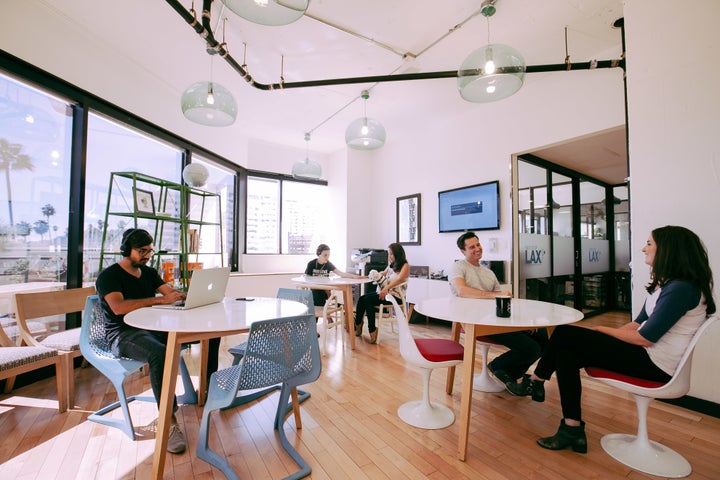 <p>WeWork Hollywood Lounge</p>