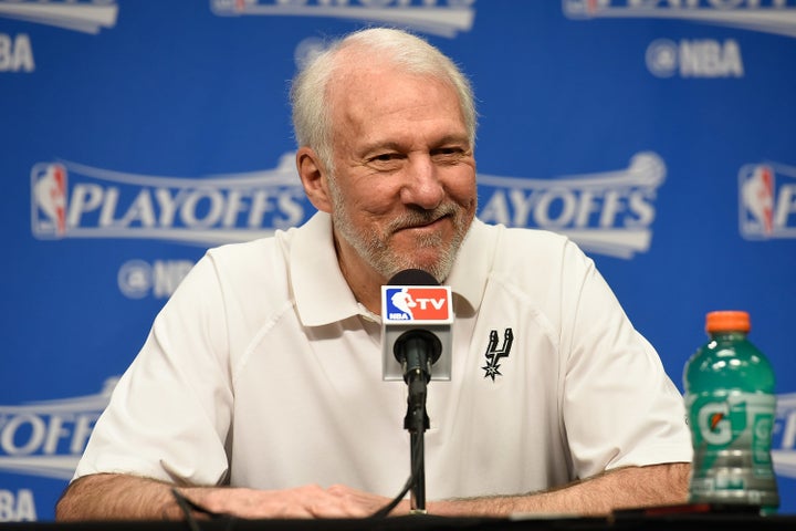 San Antonio Spurs head coach Gregg Popovich apparently knows how to treat his waiters. 