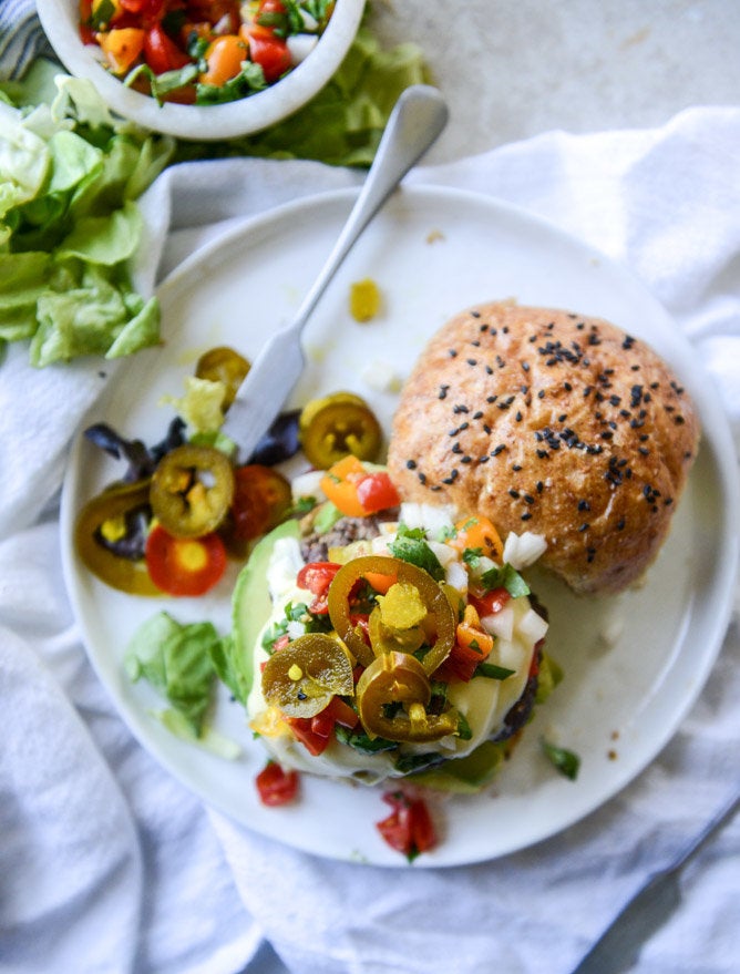 Queso Cheeseburger With Avocado And Pico De Gallo