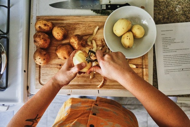 <p>Make prep work more ap<em>peel</em>ing.</p>