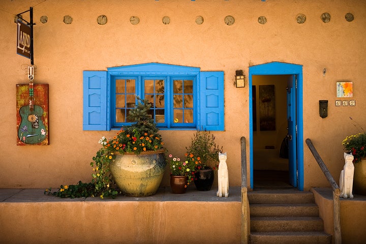 <p>Canyon Road Gallery. Photo: Douglas Merriam.</p>