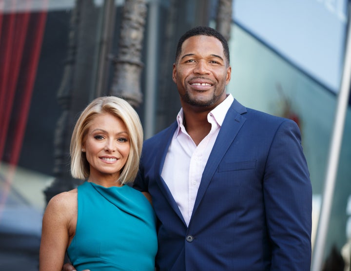 Television host Kelly Ripa (L) and Michael Strahan attend the Hollywood Walk of Fame on October 12, 2015 in Hollywood, Califo