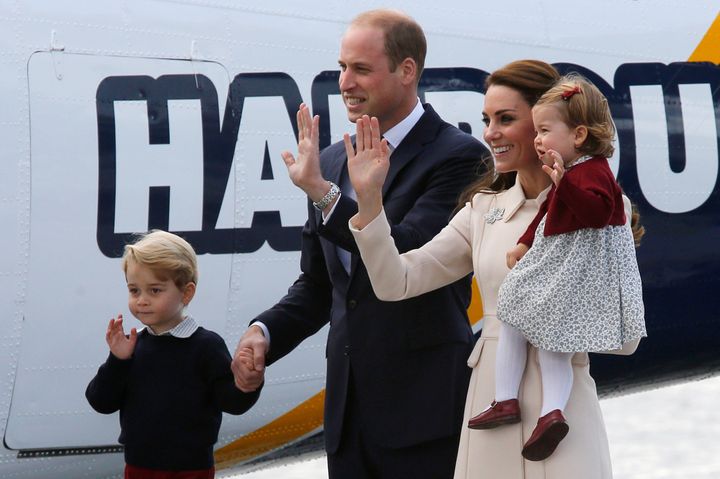 Prince William, Catherine, Duchess of Cambridge, Prince George and Princess Charlotte board a floatplane for their official departure from Canada in Victoria, British Columbia, Canada, October 1, 2016. 