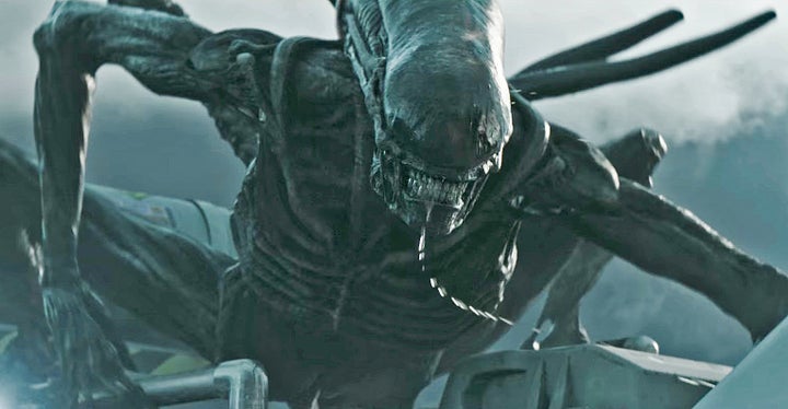 A mean-looking alien on the attack in Ridley Scott’s upcoming prequel “Alien: Covenant.”