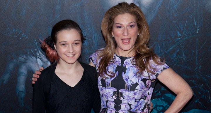 Ana Gasteyer has a 14-year-old daughter and 9-year-old son.