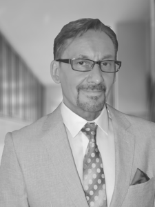 <a rel="nofollow" href="http://squareone.condos/" target="_blank">Kris Jendrzejczak</a>