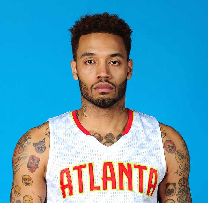 Mike Scott was reportedly not able to get a job in the NBA this year because of uncertainty revolving around his court cast.