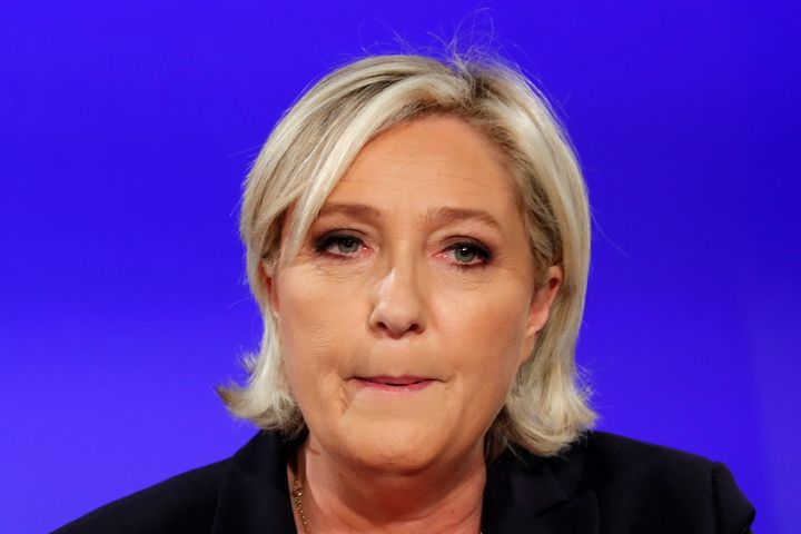 Marine Le Pen concedes defeat at the Chalet du Lac. 