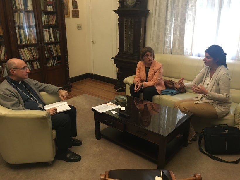 Monsignor Daniel Sturla, Cardinal of Uruguay, with Drs. Gabriela Piriz and Laura Ramos, President of the Uruguay Palliative C