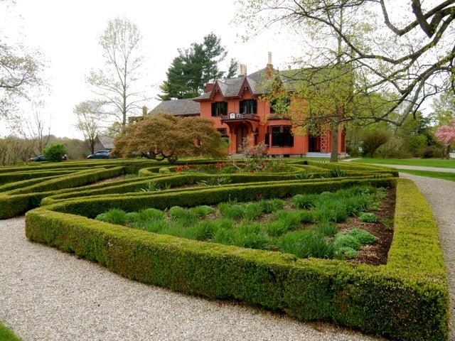 <p>Roseland Cottage, Woodstock CT</p>