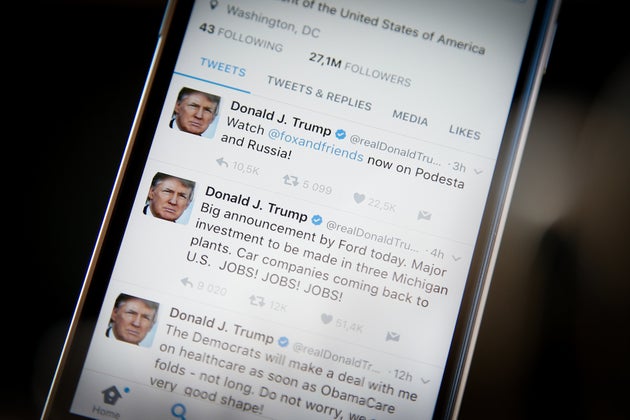 Trump Changes Twitter Banner Then Quickly Changes It Back Huffpost