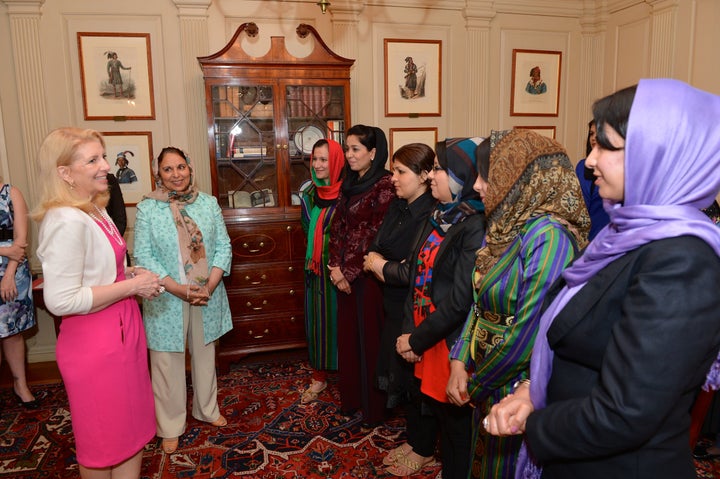 Ambassador-at-Large for Global Women's Issues Catherine Russell speaks with women Afghan journalists who are visiting Washing