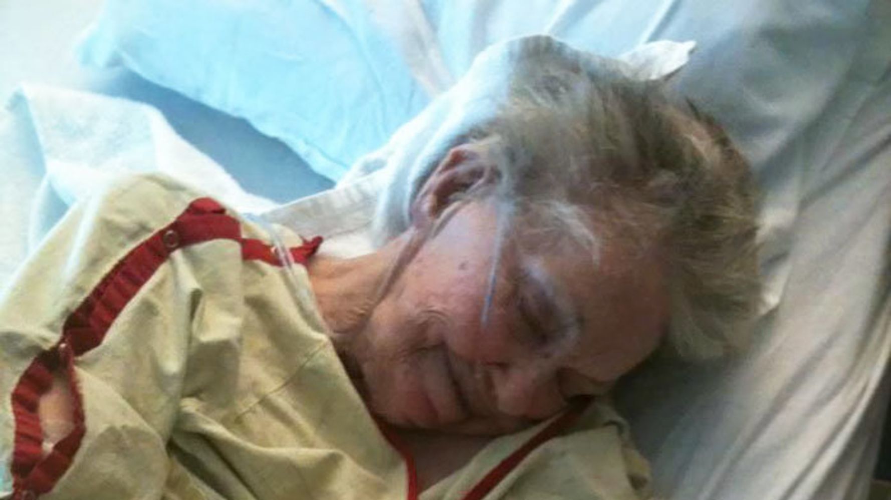 'One Last Goodbye': Elderly Woman's Dying Wish To Cuddle Her Cat In Hospital Is