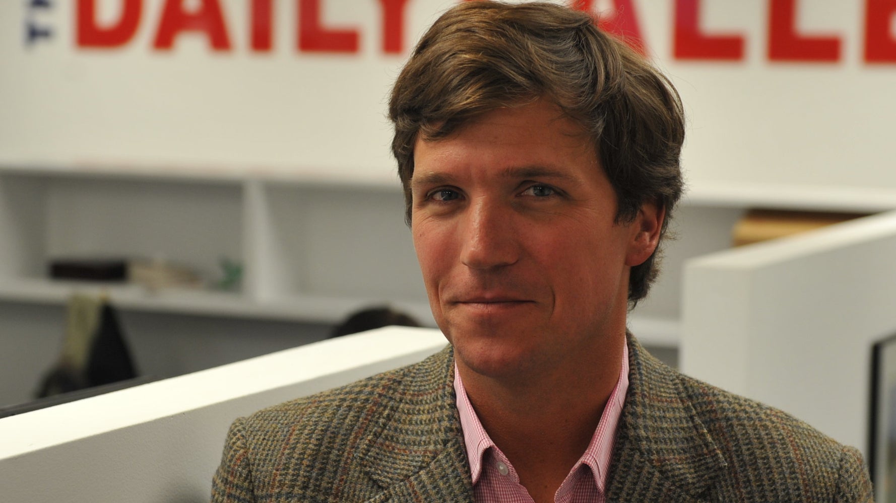 Tucker Carlson Is Trump s Highest Paid Smokescreen Salesman HuffPost