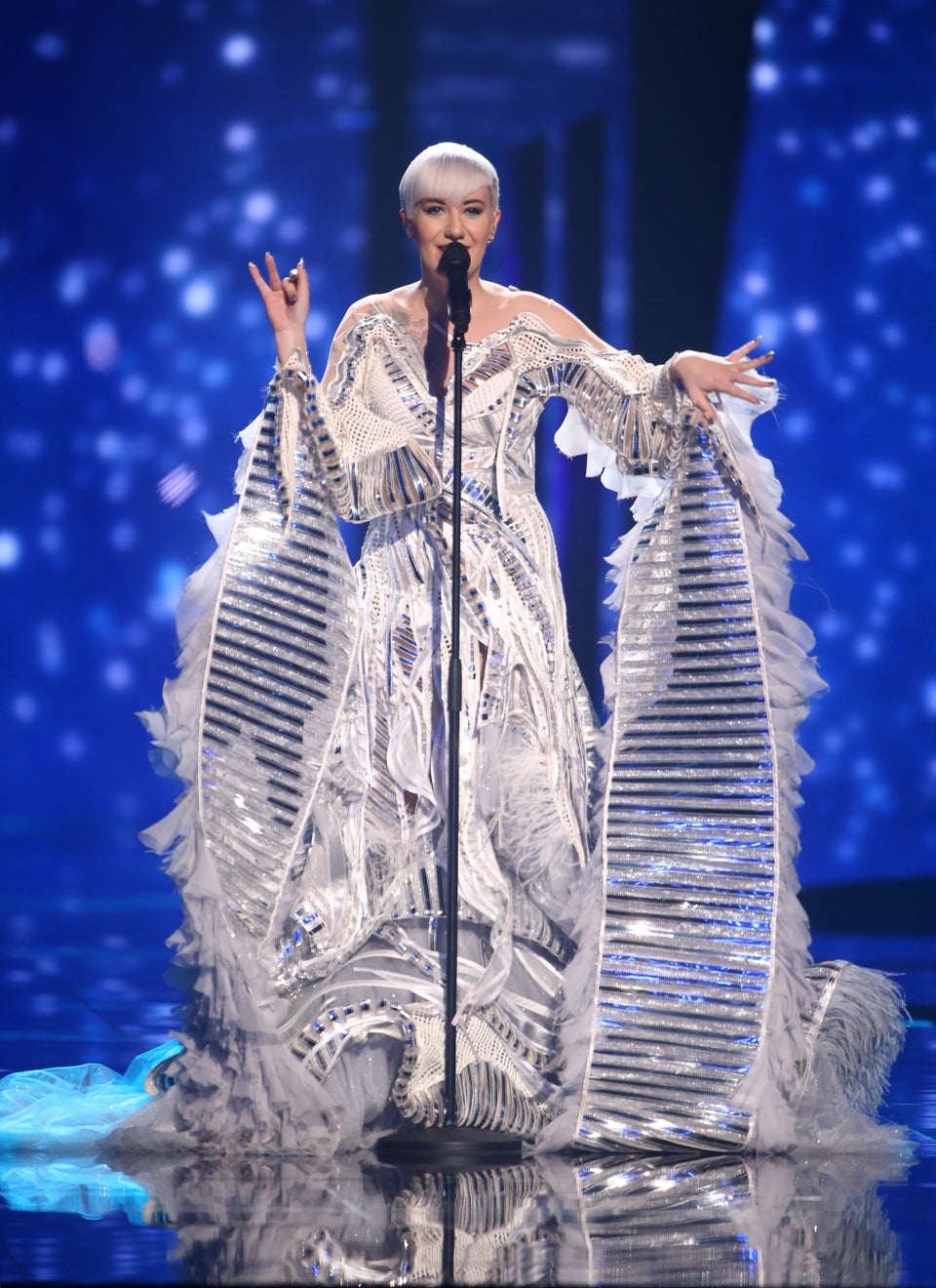 The Most Memorable Eurovision Outfits Of All Time Huffpost Uk Style 0629