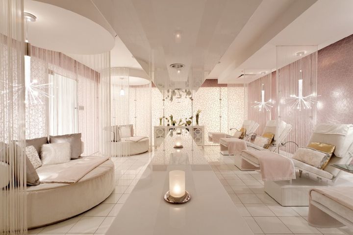 The lounge at Ritz-Carlton Spa, Los Angeles 