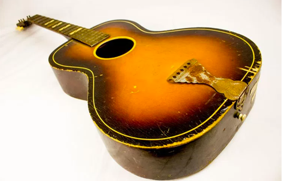 <p>Paul Simon’s first guitar, Courtesy of Paul Simon Archive</p>