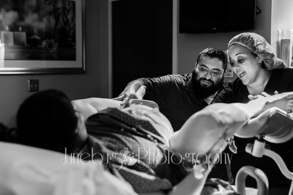 22 Gorgeous Birth Photos That Celebrate Labor And Delivery Nurses