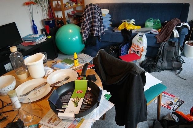 12 Surprising Ways Clutter Is Ruining Your Life Infographic