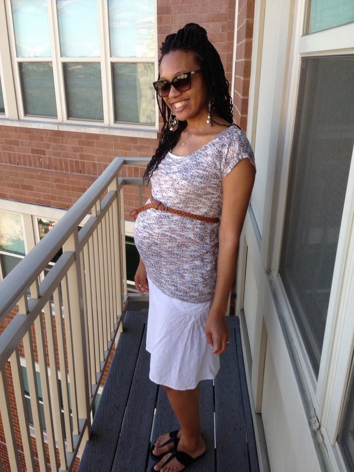 <p>34 weeks pregnant</p>
