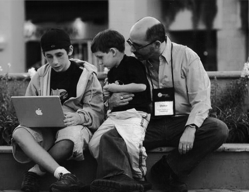PC Forum - with an early Mac Laptop
