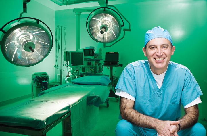Dr. Ardehali is the Principal Investigator for a novel technology transporting human hearts in a warm, perfused, beating state, or the human lungs in a warm, breathing state. This technology has the potential to transform the field of human heart and lung transplantation and is currently under review before the FDA.