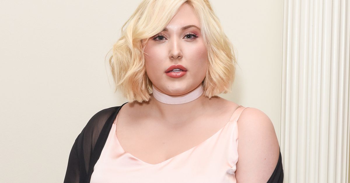 Hayley Amber Hasselhoff. Хейли Хасселхофф жирная. Холли Хассельхофф.