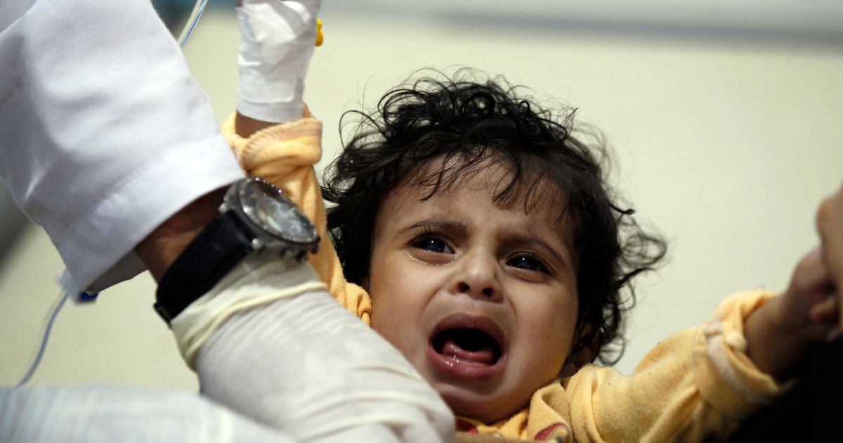 Hospitals On The Brink As Cholera Kills 184 In Yemens Capital In Mere Days Huffpost The Worldpost