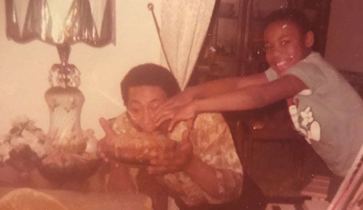 <p>Derrick Hollie and his father.</p>
