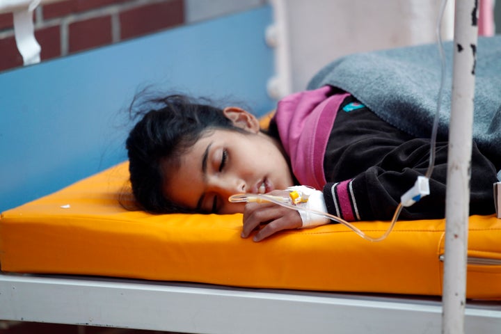 <a href="http://www.un.org/apps/news/story.asp?NewsID=56446#.WRnFq1Pysci" target="_blank">More than half of the health facili
