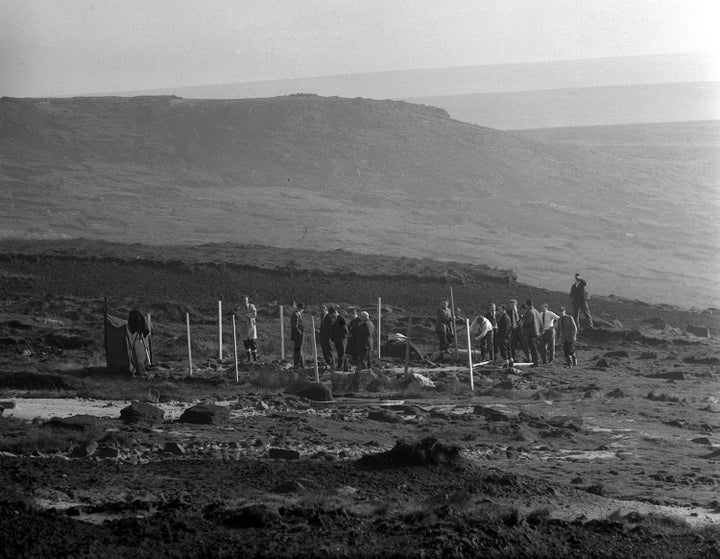 Police searching Saddleworth Moor in 1965