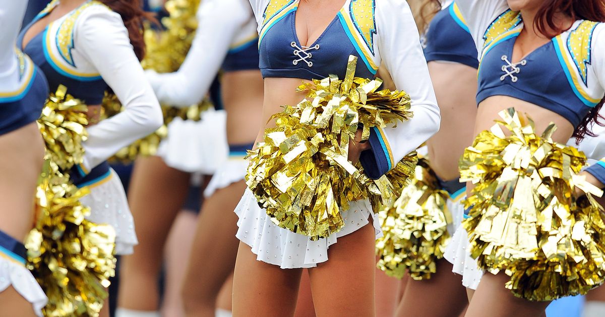 Chargers security guard caught masturbating near cheerleaders