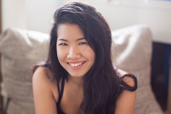 Melissa Ng (also known as @thedesignnomad), heads up Melewi, a remote-working digital product (UX & UI) design studio.