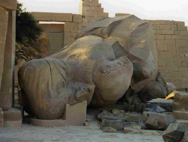 <p>Fallen Ramsses II statue inspired Shelley’s “Ozymandias.”</p>
