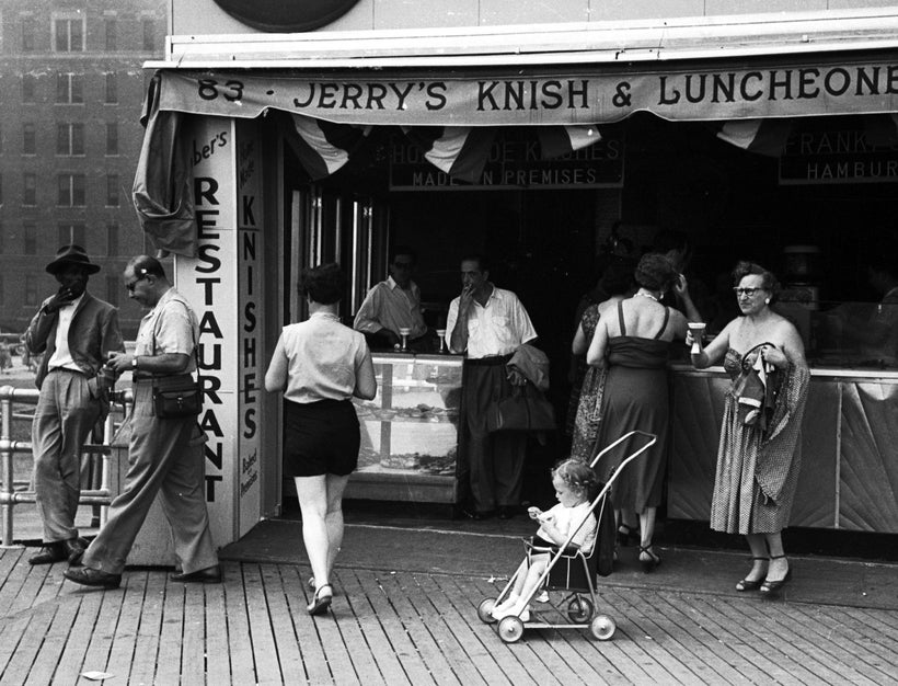 Photo by Dr. Kenneth S. Tydings
Long Beach, NY Boardwalk 1950s