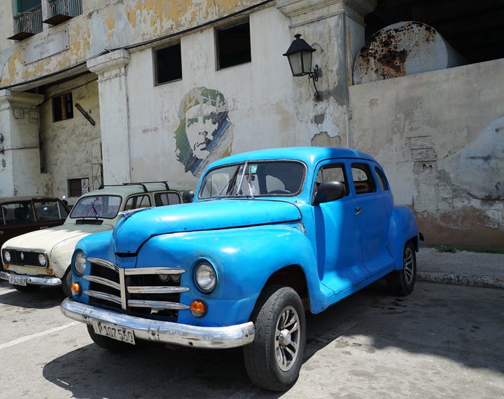 <p>Images of national hero Che Guevara are ever present</p>