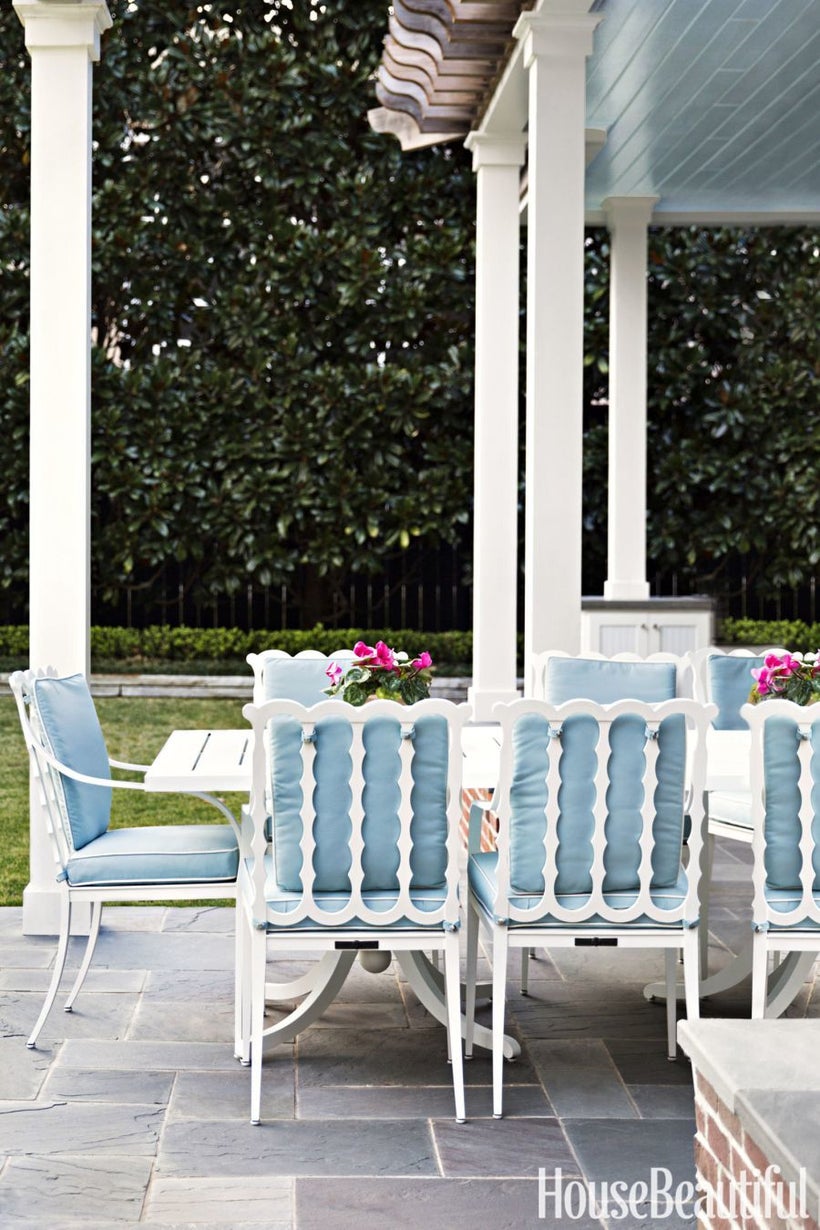 Outdoor Dining Looks We Love Huffpost Pretty In Blue