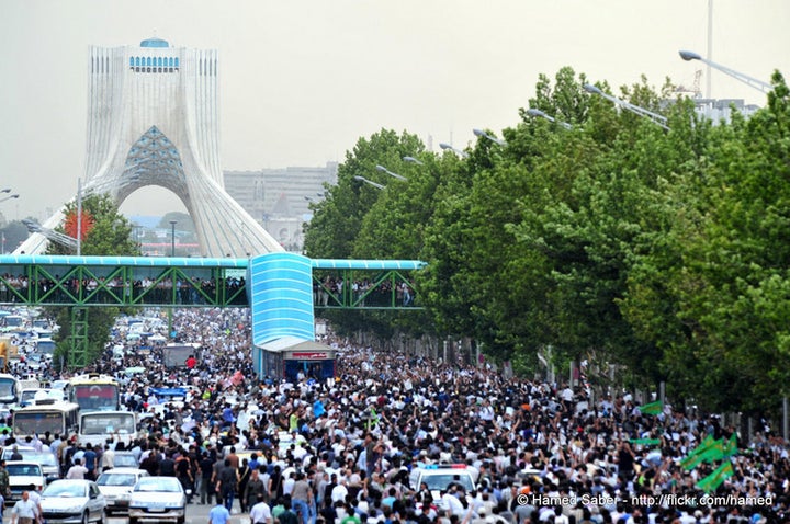  The third day of the 2009 Green Movement in Tehran. 