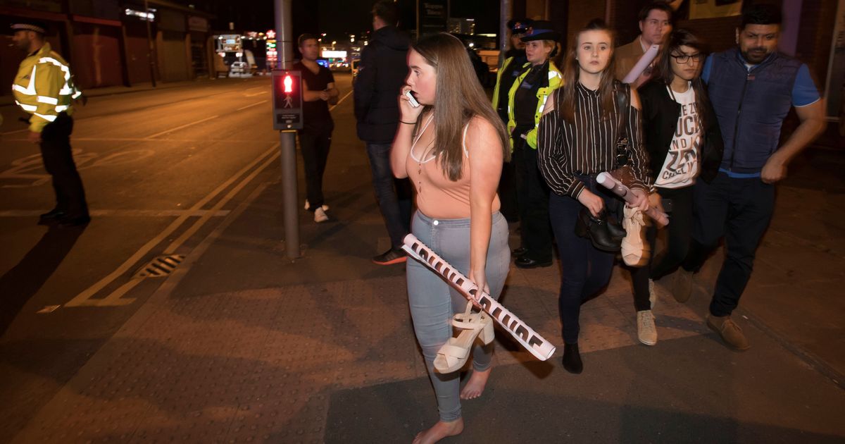 Manchester Attack 22 Dead In Explosion During Ariana Grande Concert 9414