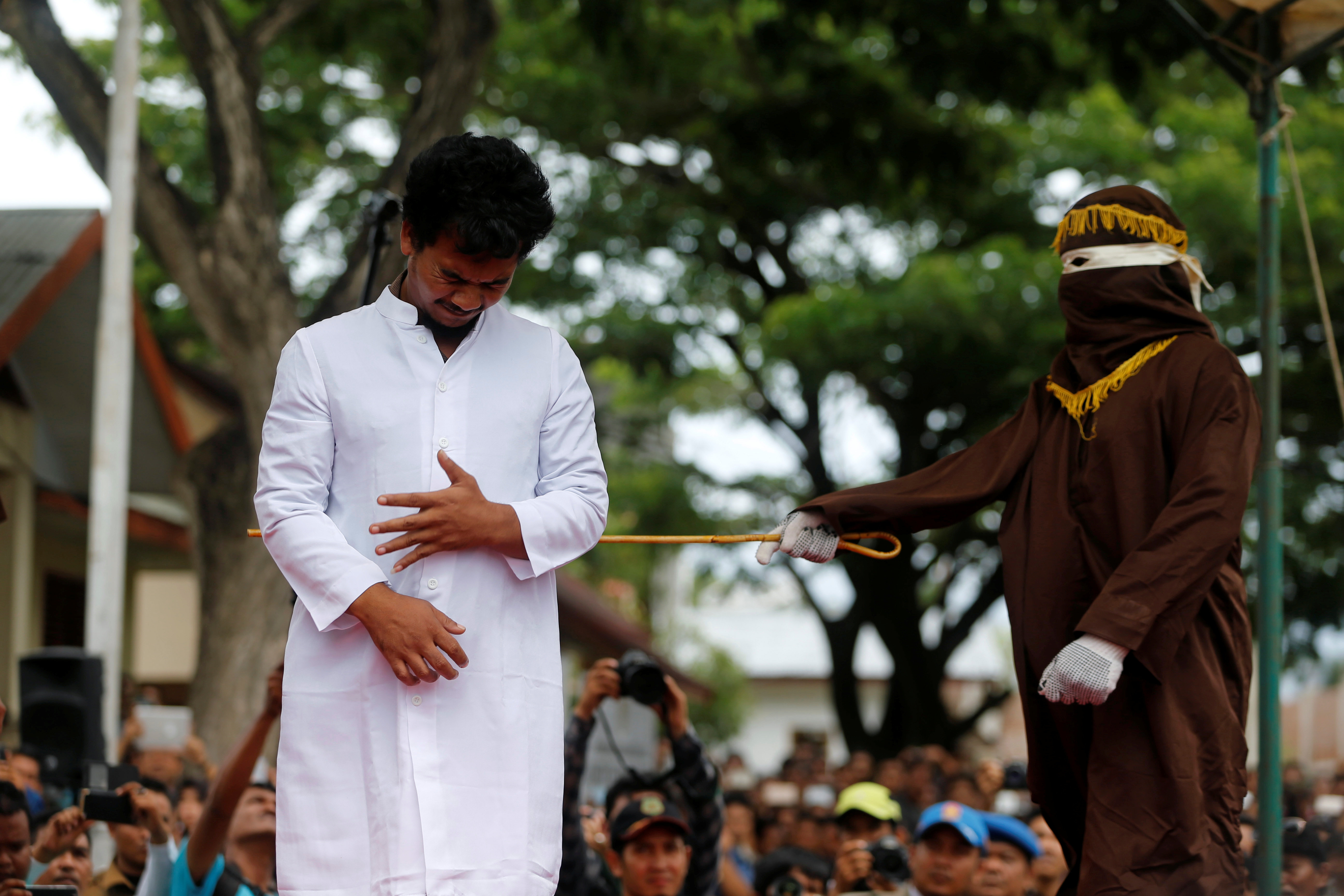 Two Men Were Publicly Caned For Having Gay Sex In Indonesia Huffpost