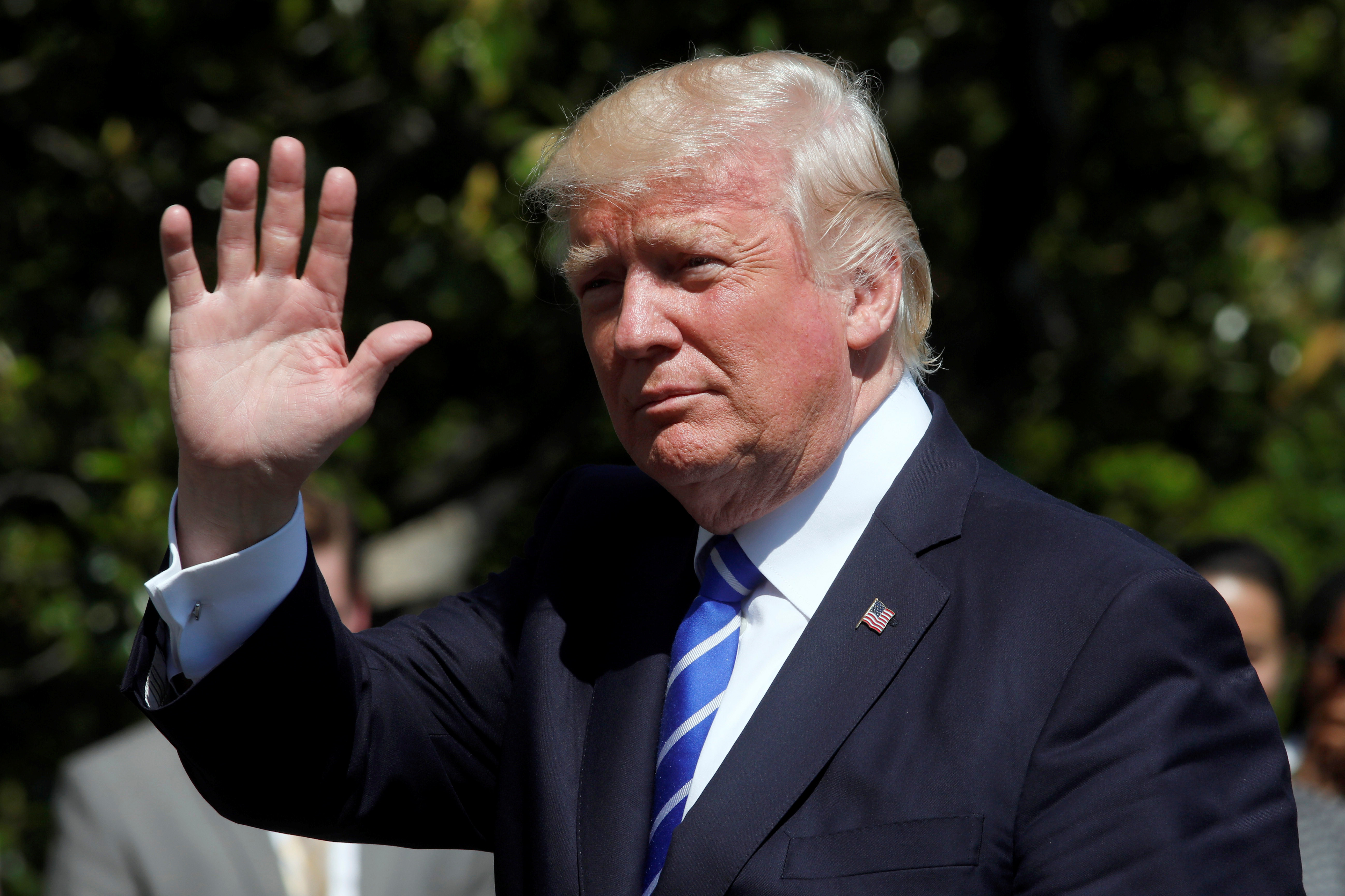 Donald Trump's Hands: Maybe They're Really Good? | HuffPost