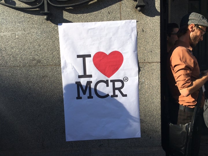 <em>Attack vigil at Manchester Town Hall. Photo credit: Sarah Illingworth (2017)</em>